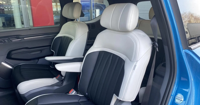 Kia EV9 cena 350000 przebieg: 5000, rok produkcji 2023 z Piława Górna małe 352